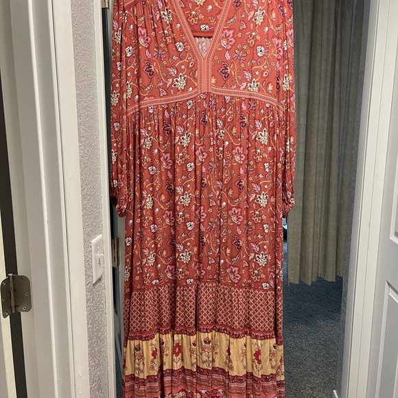 Spell and the gypsy portobello road gown - Picture 3 of 3